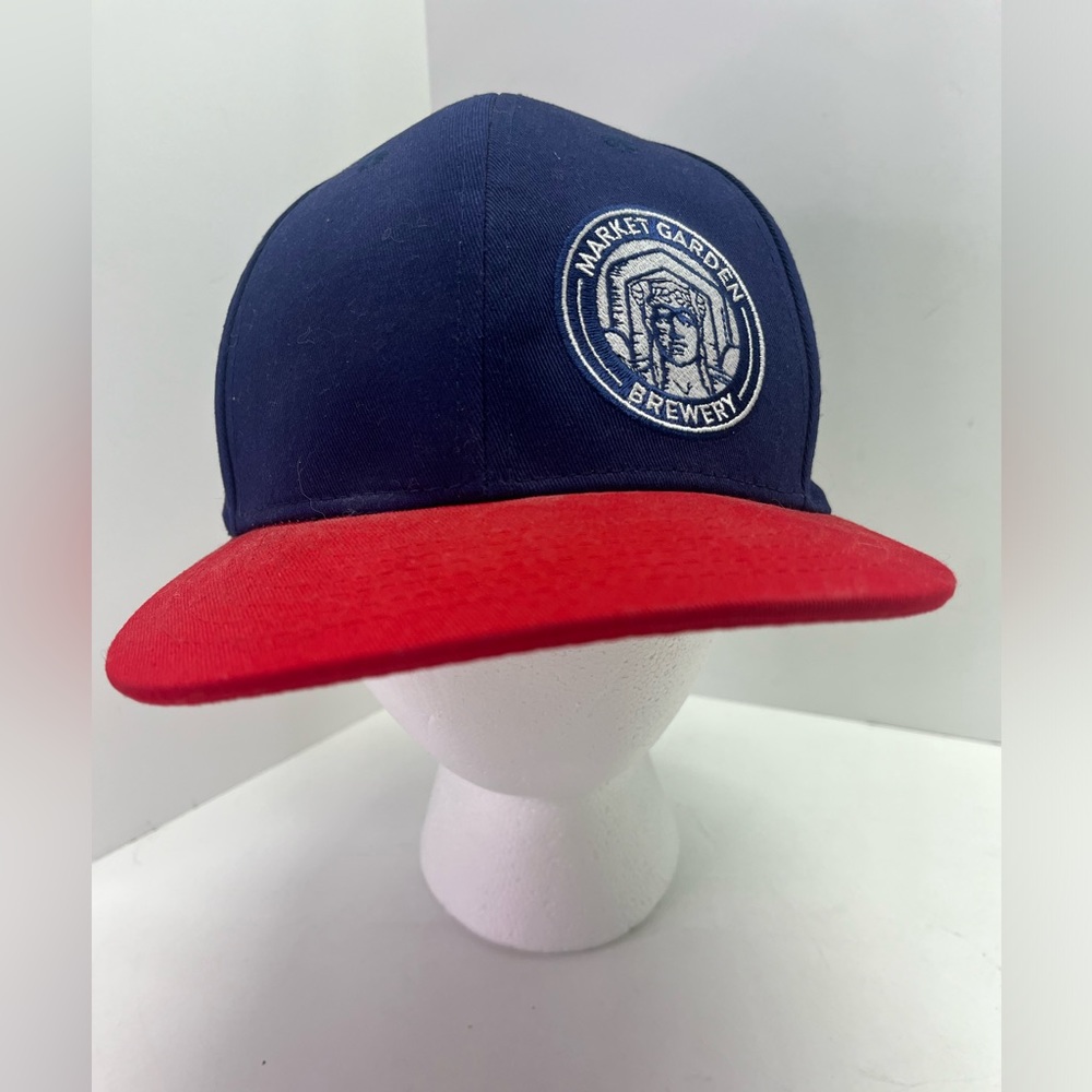 New RARE ~ MARKET GARDEN BREWERY Ball Cap, Snapback Red & Blue